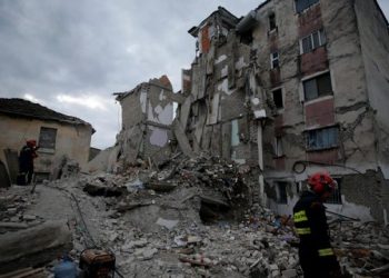 U shënuan 51 humbje jete, tre vite nga tërmeti fatal i 26 nëntorit