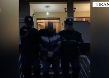 Kërcënoi nipin për pronën, arrestohet 57-vjeçari në Kavajë –