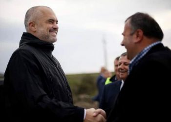 U arrestua për kokainë, ish-zyrtari i PS figuron ende në detyrë –