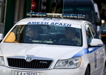 Del “zbuluar” shqiptari në Greqi, çfarë i gjeti policia në banesë –