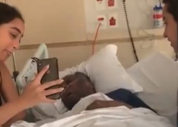 VIDEO tronditëse, Pele i jep lamtumirën familjarëve e miqve