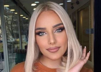 Moderatori kthehet në fallxhor, i sheh filxhanin Teas: Je në rrezik