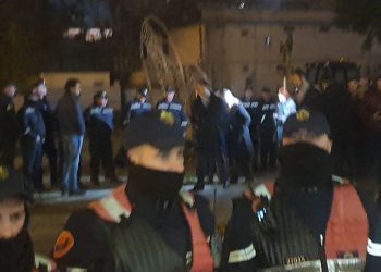 Kullë tek Teatri Kombëtar? Apel në protestë