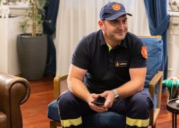 “Pasi shpëtova dy vajzat e vogla, një ditë më pas u bëra me djalë”