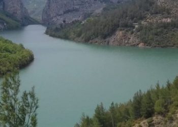 Rritet rreziku i përmbytjeve në Milot, HEC Shkopet hap portat