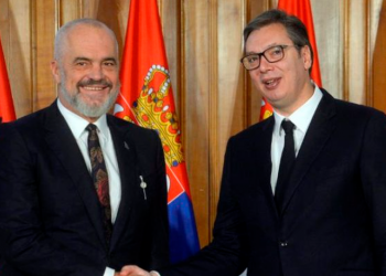 Vuçiç guxon të jetë agresiv nga dy R-t (Rama dhe Rusia) –