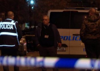 Vrasjet në Tiranë dhe në Athinë i kreu i njëjti person?