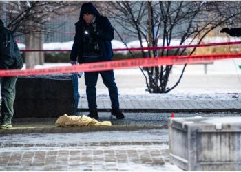 Të shtëna me armë afër një shkolle, vriten dy nxënës –