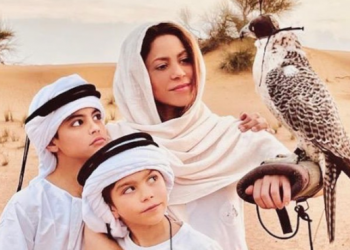 FOTO/ Shakira kalon pushimet me djemtë në Dubai