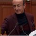 FOTO/ Dash Sula me vaj ulliri në Kuvend: Keni braktisur… –