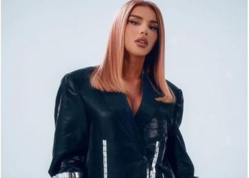 “Besoni te vetja”, mesazhi i Taynës drejtuar fansave të saj