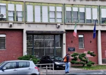 Detaje nga arratisja e 7 të burgosurve, 4 oficerë policie në spital –