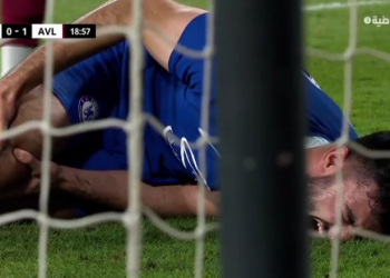 Broja dëmtohet rëndë në miqësore, largohet me barelë nga fusha