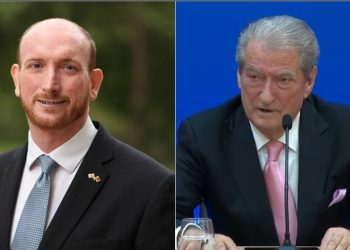 Do e bëj publike –