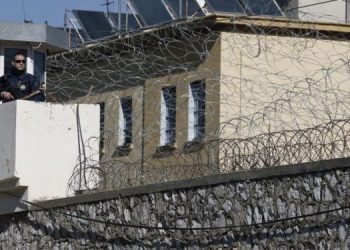 I dënuar për grabitje, shqiptari tenton arratisjen nga burgu –