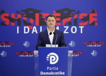 “Rama avokati i Vuçiç”, Noka thirrje NATO-s: Mallra serbe… –