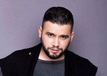 Flori zbulon se dueti i tij i parë nuk ka qenë me një këngëtare