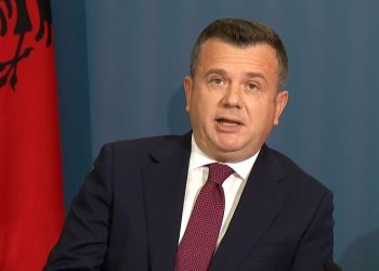 A është ai politikani në përgjime? Flet për herë të parë Balla –