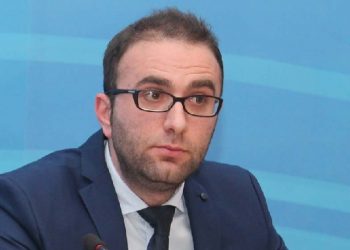 “Akt burracak i Ramës”, Bardhi i shqetësuar për Berishën –