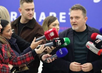 Primaret/ Julian Deda i bindur në fitore: Ditë zie për Erion Veliajn