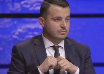 Durrës-Kukës, taksa e Vuçiçit –