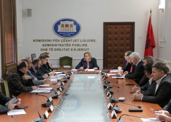 Pr.ligji për Policinë Bashkiake/ PD: Nuk duam patronazhistë me uniformë