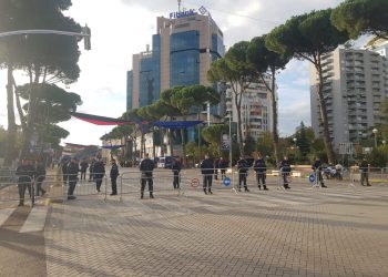 Ku do të protestojë opozita? Rrethohet bulevardi te Kryeministria –