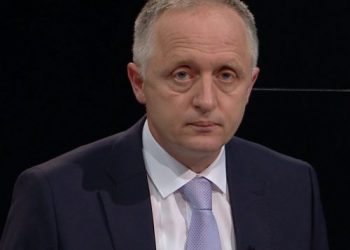 Kiko sensibilizon Shqipërinë për mëzin që hëngri ujku –