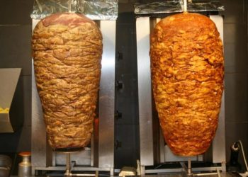 AKU bllokon mbi 500 kg mish në një Fast-Food në Tiranë –