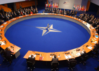 NATO: Barrikadat në veri të hiqen menjëherë