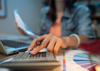 Rritja e normave të interesit ul kërkesën e individëve për kredi –