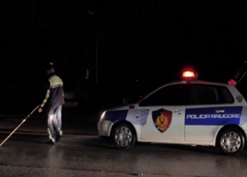 Aksidenti me vdekje në Tiranë-Elbasan/ Identifikohet viktima (Emri)