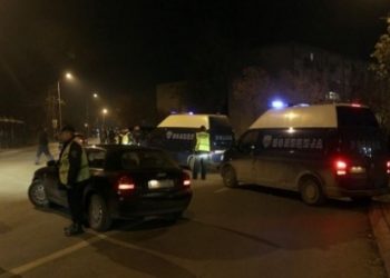 Policia aksion gjatë natës, kontrollohen banesa dhe bizneset e… –