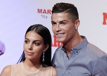 Ronaldo në stol, por të gjithë vëmendjen e merr komenti i Georginës –