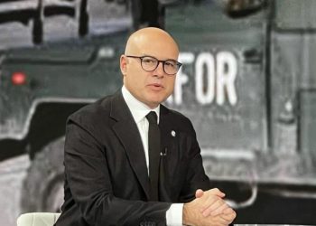 Provokon ministri serb: Me një shkrepse i vë flakën Kosovës