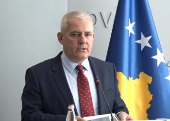 “Lojërat e Vuçiç vazhdojnë”, Sveçla flet pas sulmeve në veri –