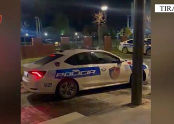 Kërcënoi dhe rrahu ortakun, shpallet në kërkim pronari i lokalit –