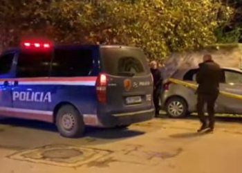 U plagos nga kunati, 30-vjeçari dërgohet te spitali i Traumës –