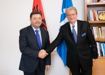 “Të votojmë kundër Ramës e Erdogan”