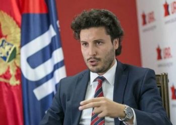 Ndikimi rus në Mal të Zi, Abazoviç: Prezent me dekada