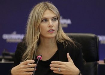 KatarGate/ Eurodeputeten nesër e viziton vajza në burg