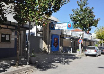 Emri/ Liroi të shpallurin në kërkim, pezullohet shefi i antidrogës –