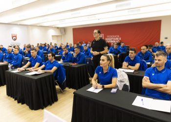 Marrin stemat si arbitra të VAR/ Fituesit flasin për suksesin