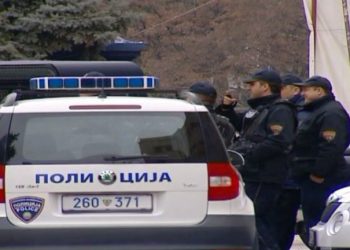 Rrëmbehet i burgosuri në Maqedoninë e Veriut, plagoset një polic –