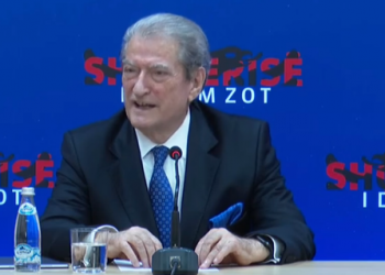 Berisha: Alda Kosi ia dha vetë kodin e kasafortës pastrueses