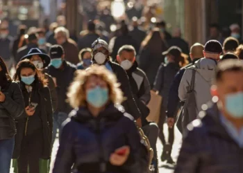 Greqia në alarm nga Covid, mungesa e barnave përkeqëson situatën