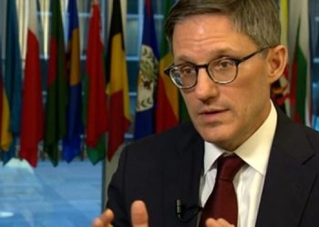 Këshilltari i DASH për dialogun Kosovë-Serbi: Duhen vendime të vështira