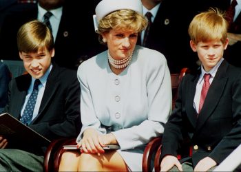 “Ndjeva një lloj faji”/ Vdekja e Lady Dianës, rrëfehet Harry –