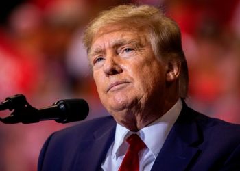 Trump në telashe, paditet nga familjarët e policit që humbi jetën