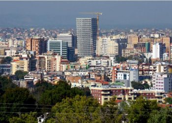 Çmimet e banesave rriten tre herë më shpejt se mesatarja historike –